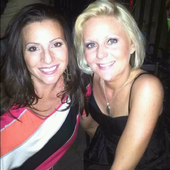 Meet your Posher, Julia - Picture 3 of 4