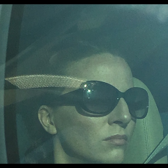 Meet your Posher, Julia - Picture 4 of 4