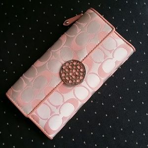 Coach Signature Jacquard Peach Trifold Wallet