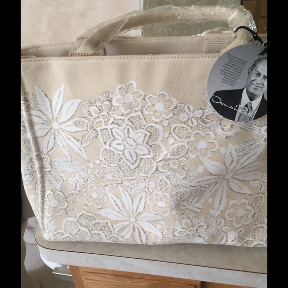Oscar De La Renta purse