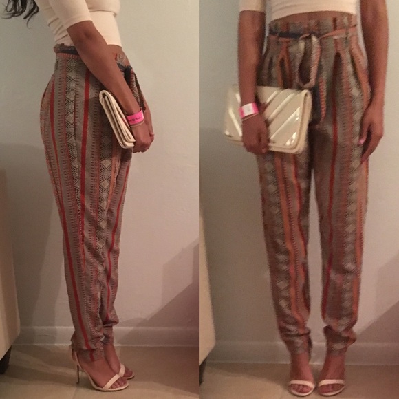 ๐ซSOLD๐ซ Nude Sandals - Picture 3 of 3