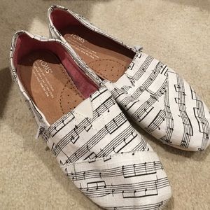 Music note TOMS 7.5