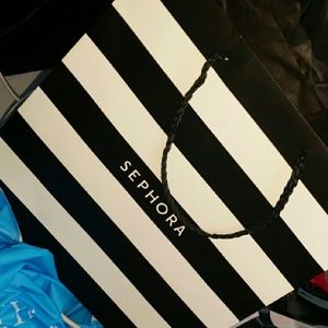 Meet your Posher, Audrey