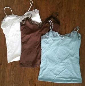 Lot bundle of three 3 tank tops