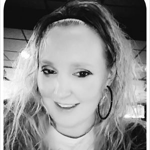 Meet your Posher, Kristie