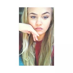 Meet your Posher, Bailey