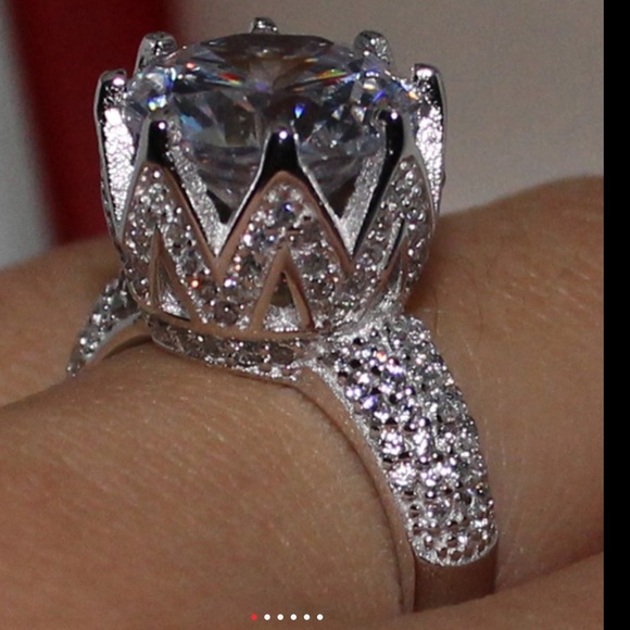 Jewelry - New (size 5 ) 925 silver wedding ring