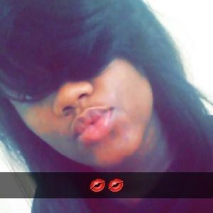 Meet your Posher, Teisha