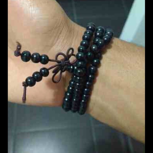 ✨BLACK SANDALWOOD 108 CT MEDITATION BEAD BRACELET✨ - Picture 2 of 4