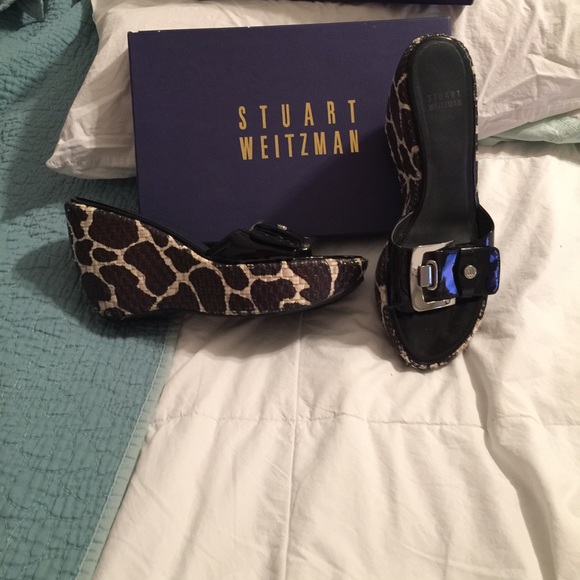 Stuart Weitzman Sandals - Picture 1 of 3