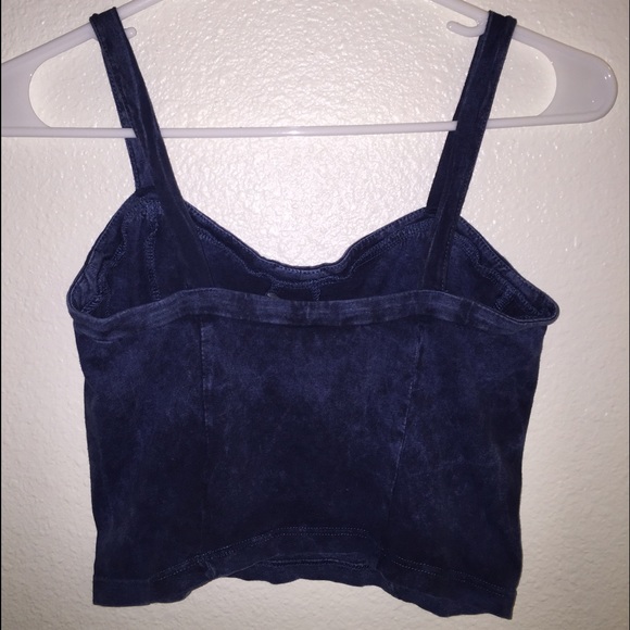 Crop top - Picture 3 of 3