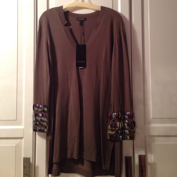 Escada Embellished Sleeve Tunic