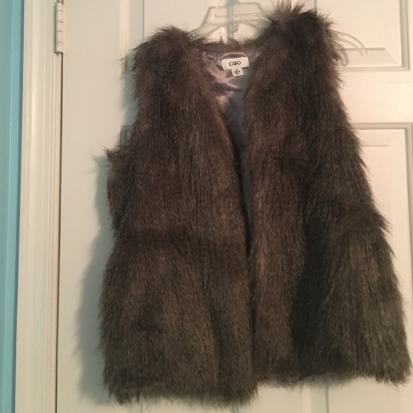 Fur vest