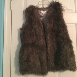 Fur vest