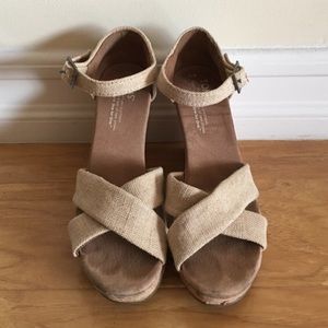 TOMS wedges 6.5