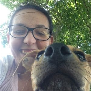 Meet your Posher, Caroline