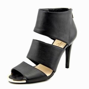 NEW Black leather heels