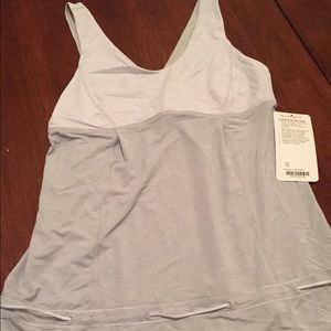 Lululemon hustle and bustle tank