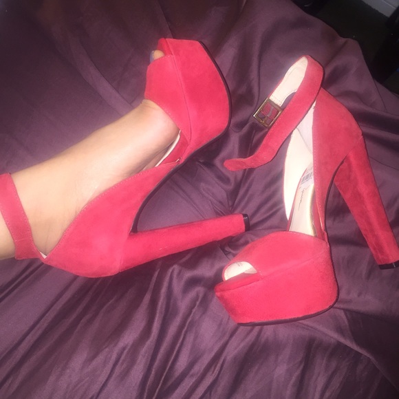 Never worn red platform chunk heels