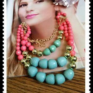 Necklace and earring set