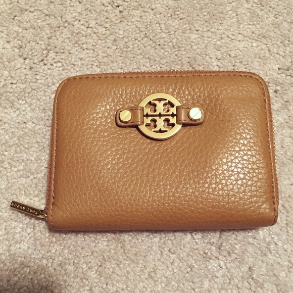 💐SOLD💐 Tory Burch Luggage Coin Purse
