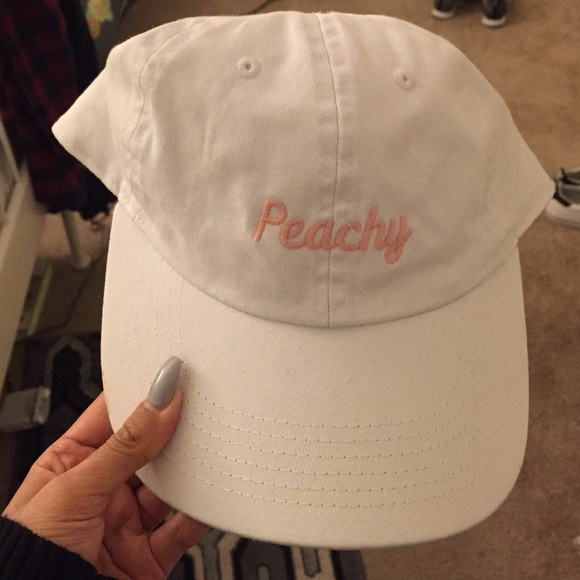 Brandy Melville Hat