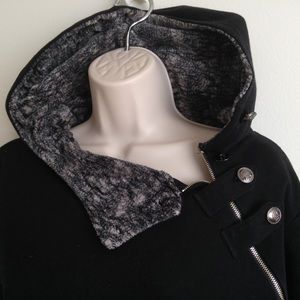 Black Sweater Hoodie w/ Faux Fur Lining