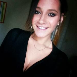 Meet your Posher, Stephanie