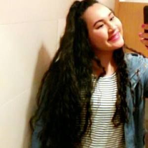 Meet your Posher, Daniela