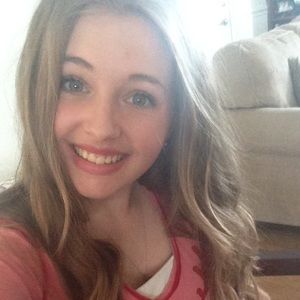 Meet your Posher, Cydney