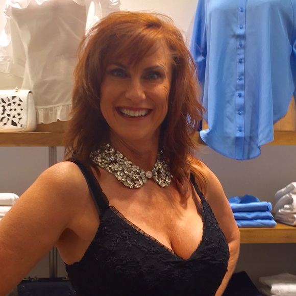 Anne Fontaine Poshmark Meetup 3/29/2016 - Picture 15 of 15