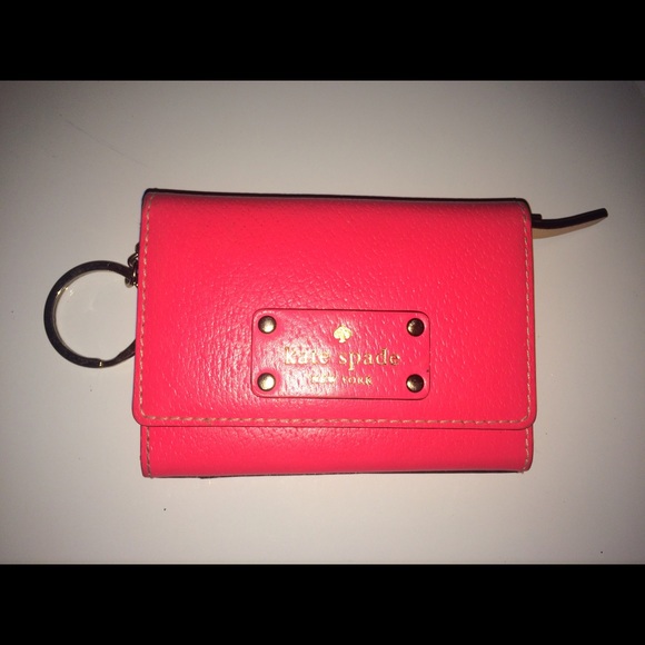 KATE SPADE KEYCHAIN WALLET