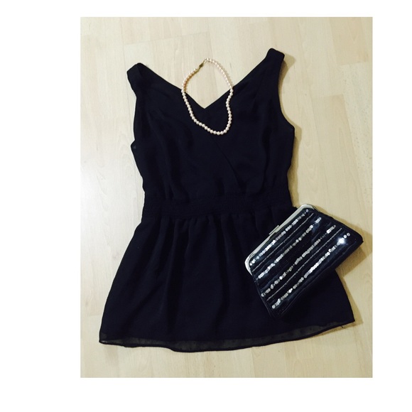 🎀V neck blouse 🎀