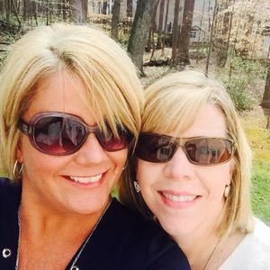 Meet your Posher, Pamela