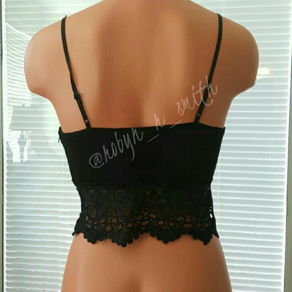 Lace Side Zip Crop Top - Picture 2 of 4