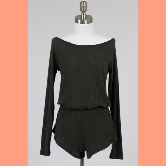 Urban Outfitters Pants - Romper