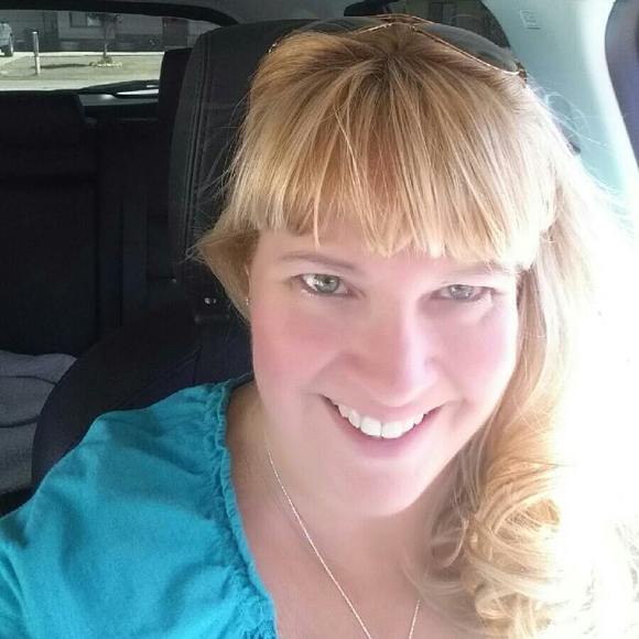Meet your Posher, Tammy - Picture 1 of 1