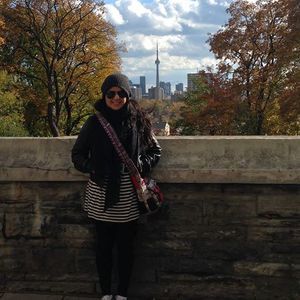 Meet your Posher, Esperanza