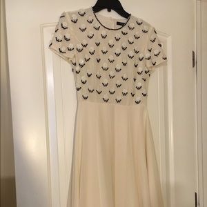 Fast Geo Daisy (French Connection- UNWORN)