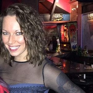 Meet your Posher, Shelly