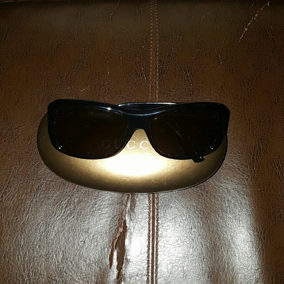 GUCCI sunglasses
