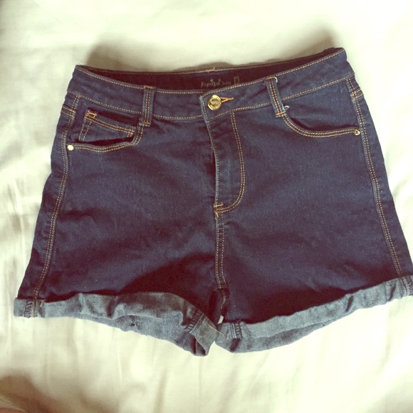 Papaya shorts
