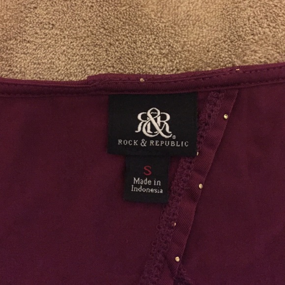 Rock & Republic Top - Picture 3 of 4