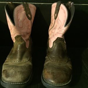 Worn out cowboy boots