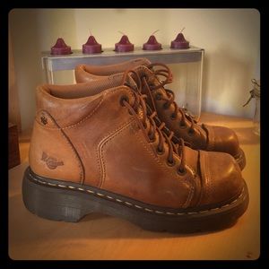 dr martens yolanda boot