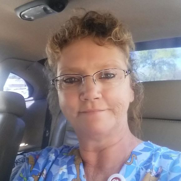 Meet your Posher, Sandra