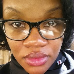 Meet your Posher, Patricia