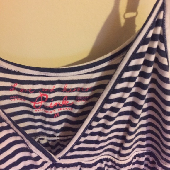 Victoria secret shirt size med - Picture 3 of 4