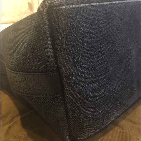 🎉SOLD on Tradesy🎉 Gucci Canvas and Leather Hobo - Picture 3 of 4