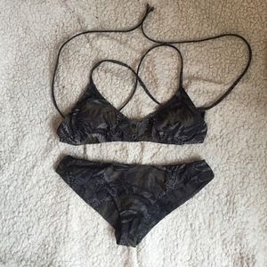 RVCA TWO PIECE BIKINI